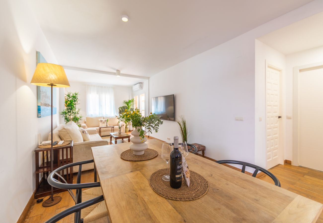 Apartment in Tarifa - Family Apartment by the Beach | Pool & Terrace