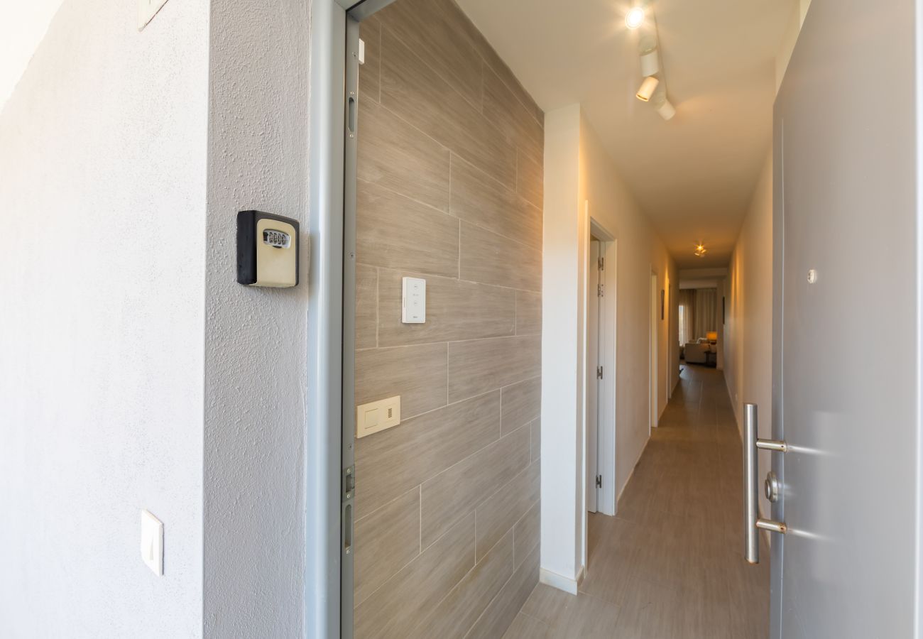 Apartment in Tarifa - Near beach, pool, terrace, views