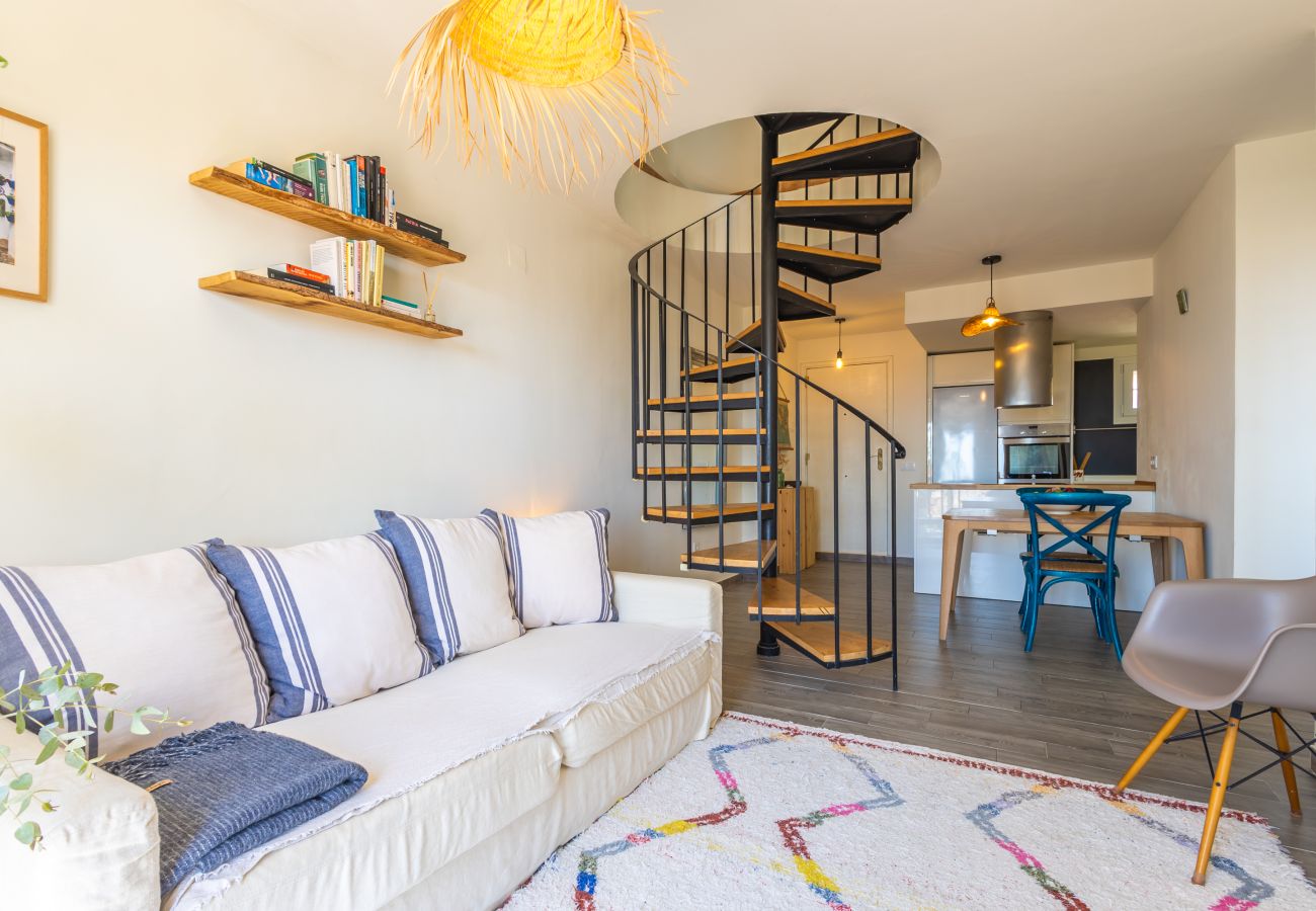 Apartment in Tarifa - Space, terraces & pool near the centre