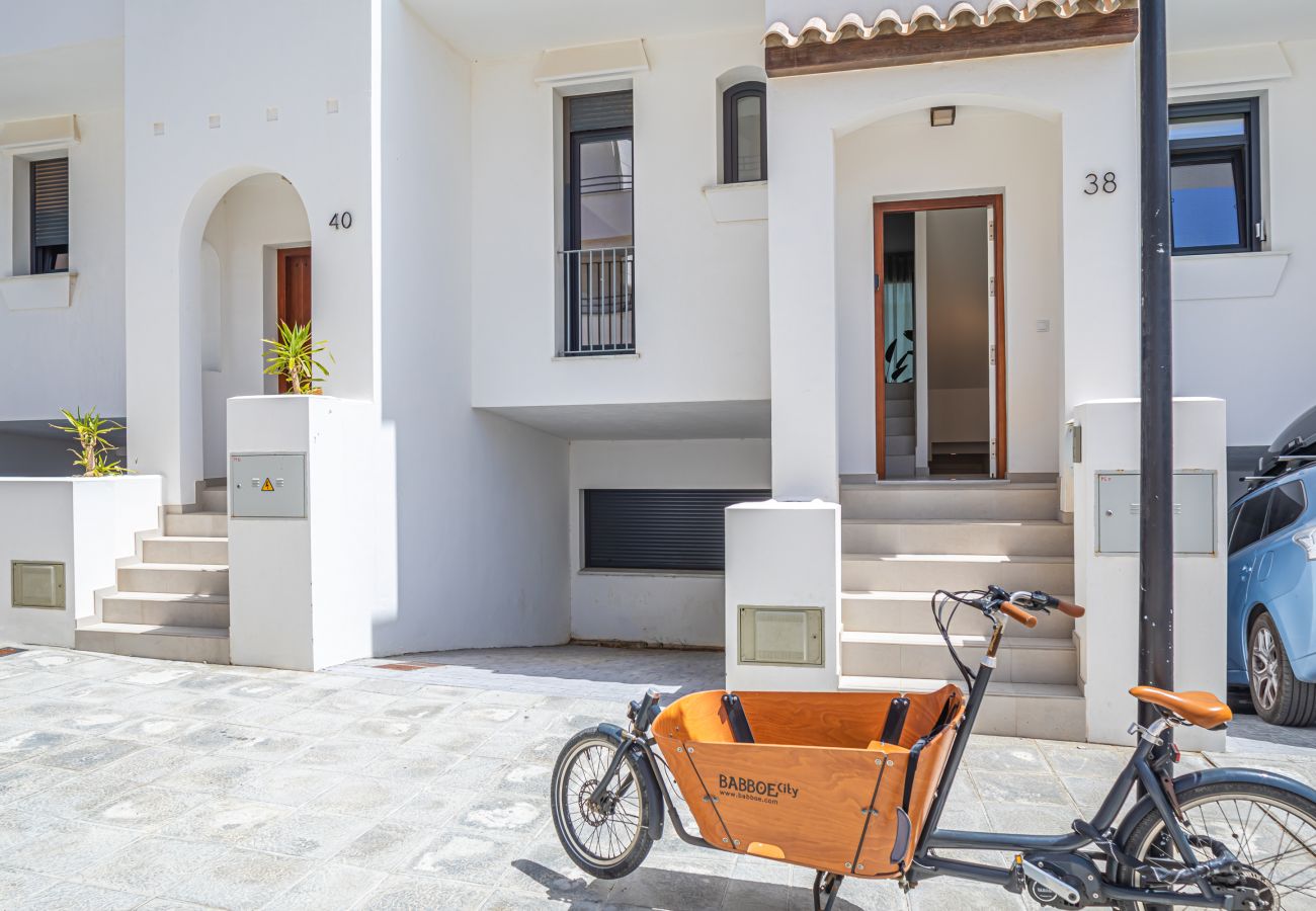 Casa adosada en Tarifa - Ventura Homes - Venta