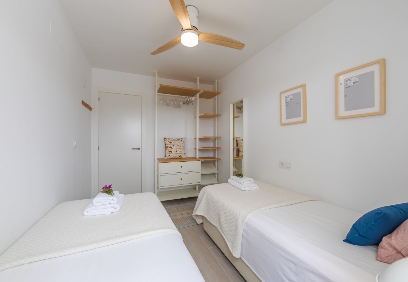 Apartamento en Tarifa - Terraza de Ensueño con Vistas al Estrecho: Exclusivo Apartamento en Tarifa