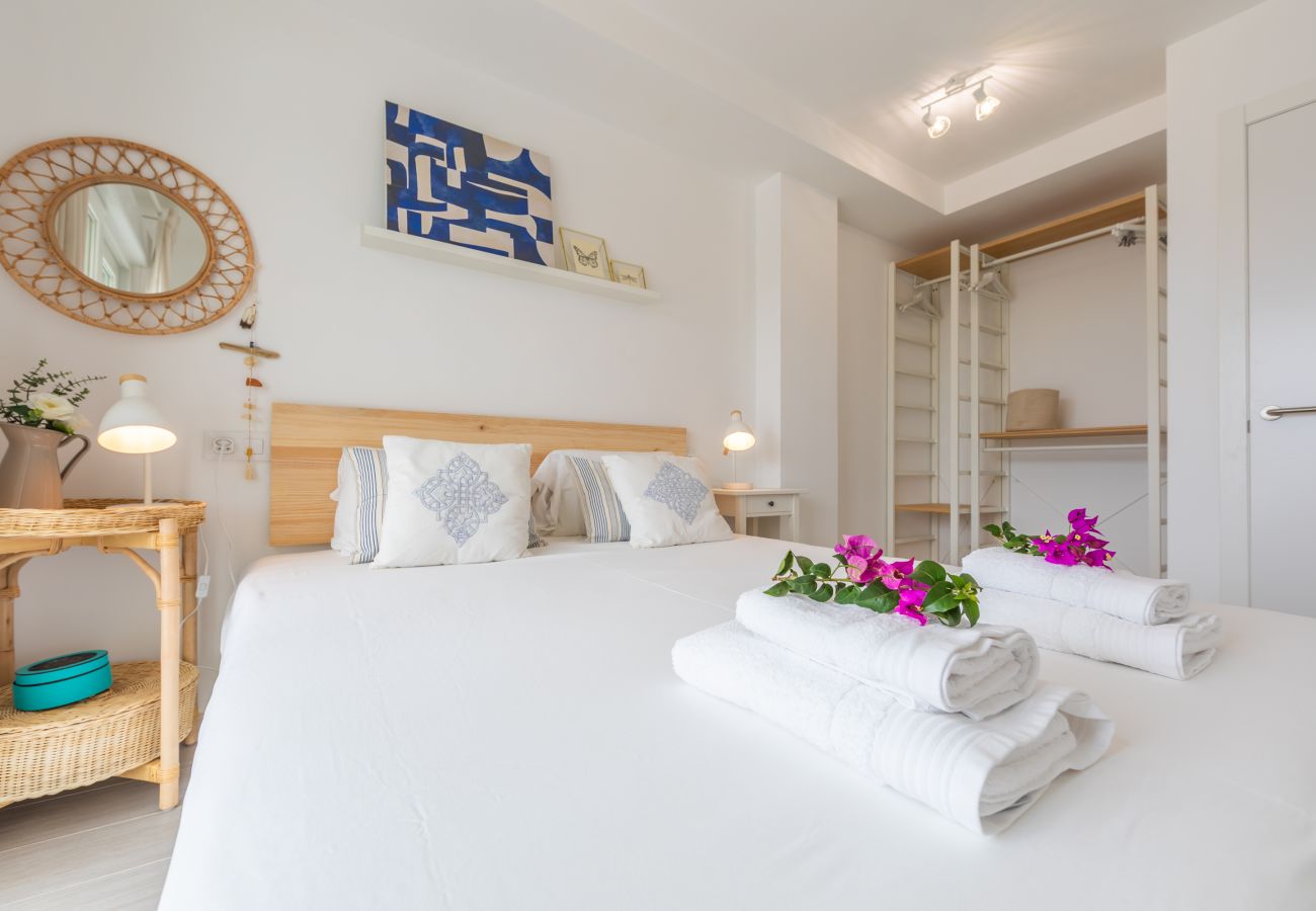 Apartamento en Tarifa - Terraza de Ensueño con Vistas al Estrecho: Exclusivo Apartamento en Tarifa