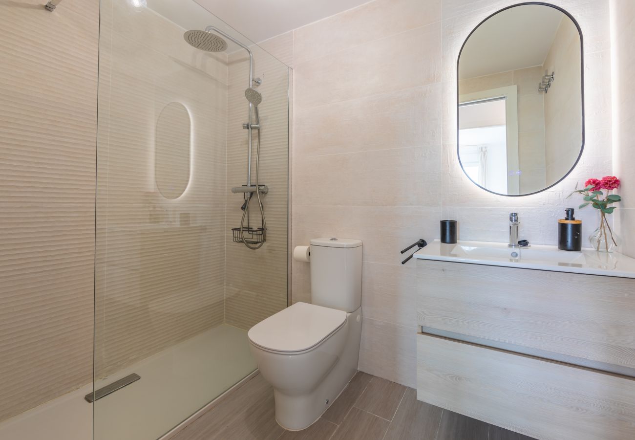 Apartamento en Tarifa - Terraza de Ensueño con Vistas al Estrecho: Exclusivo Apartamento en Tarifa