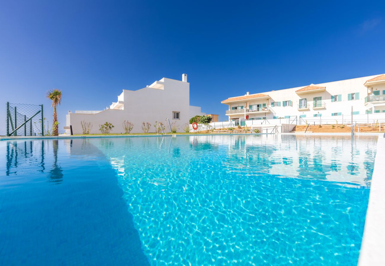 Apartamento en Tarifa - Terraza de Ensueño con Vistas al Estrecho: Exclusivo Apartamento en Tarifa